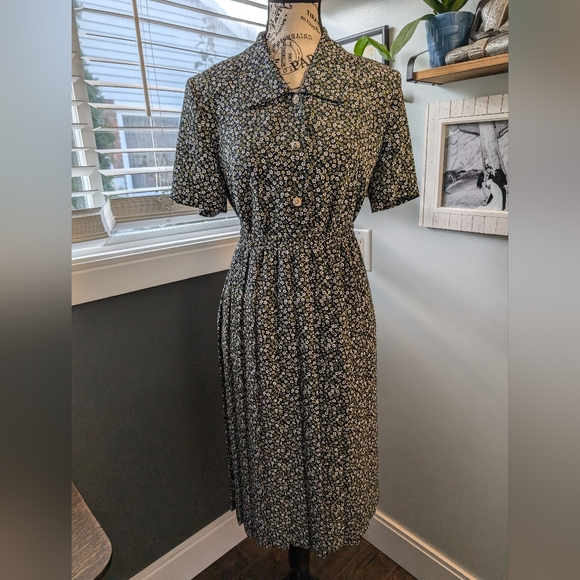 Vintage Lori Ann Floral 2 Piece Skirt Set Size 8 - Picture 1 of 9